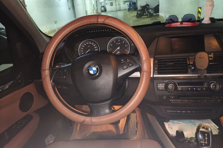 Used BMW X5 2013 xDrive35i Leading Model Steering Wheel