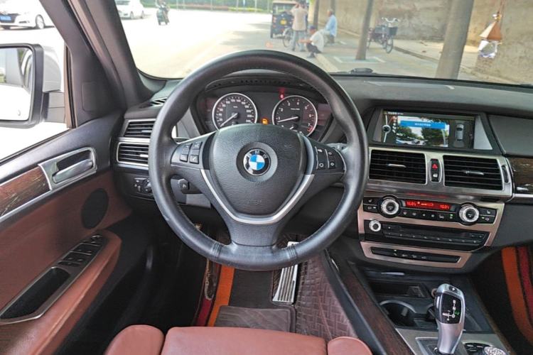 Used BMW X5  Steering Wheel