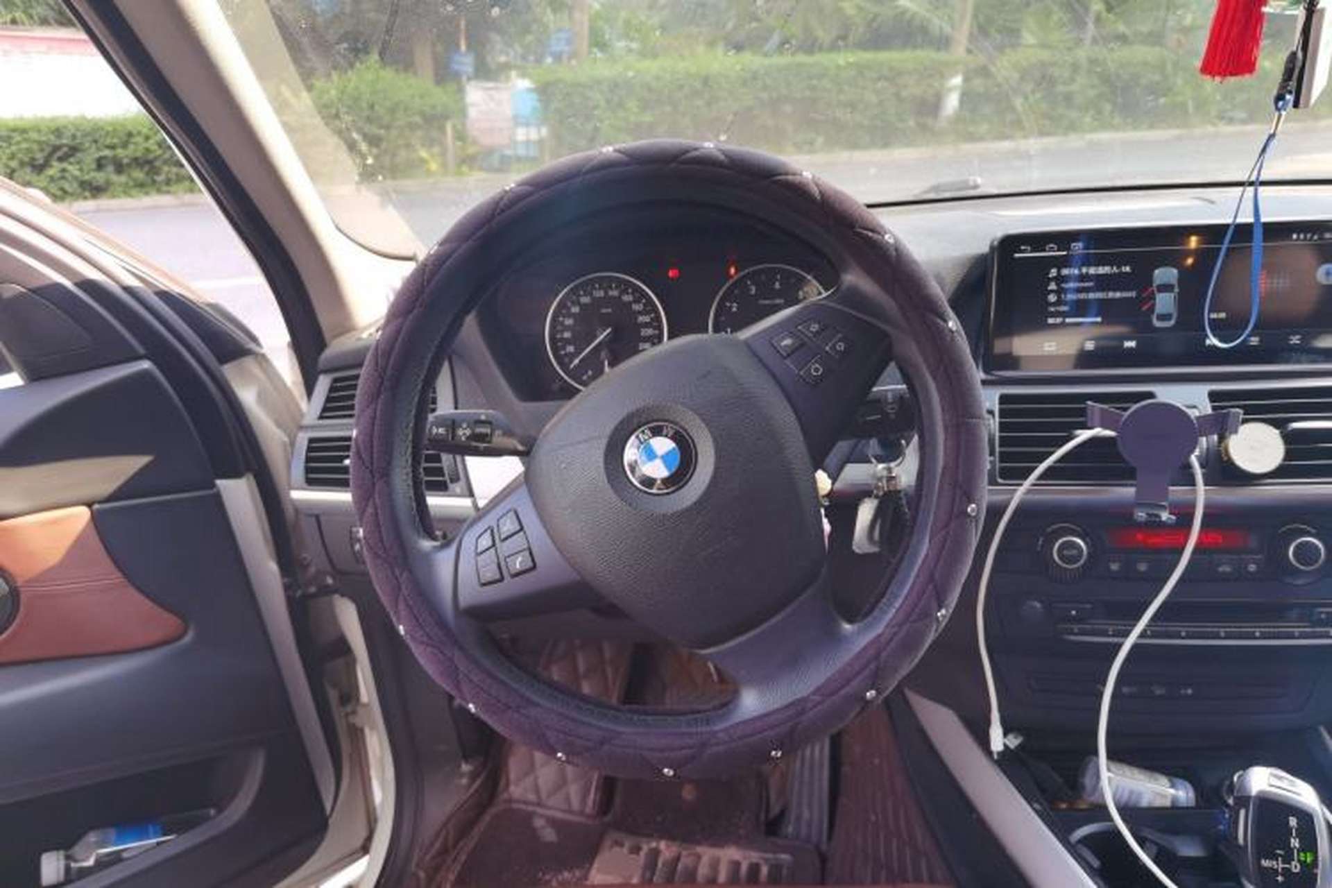 Used BMW X5 2013 xDrive35i U.S. specification Steering Wheel
