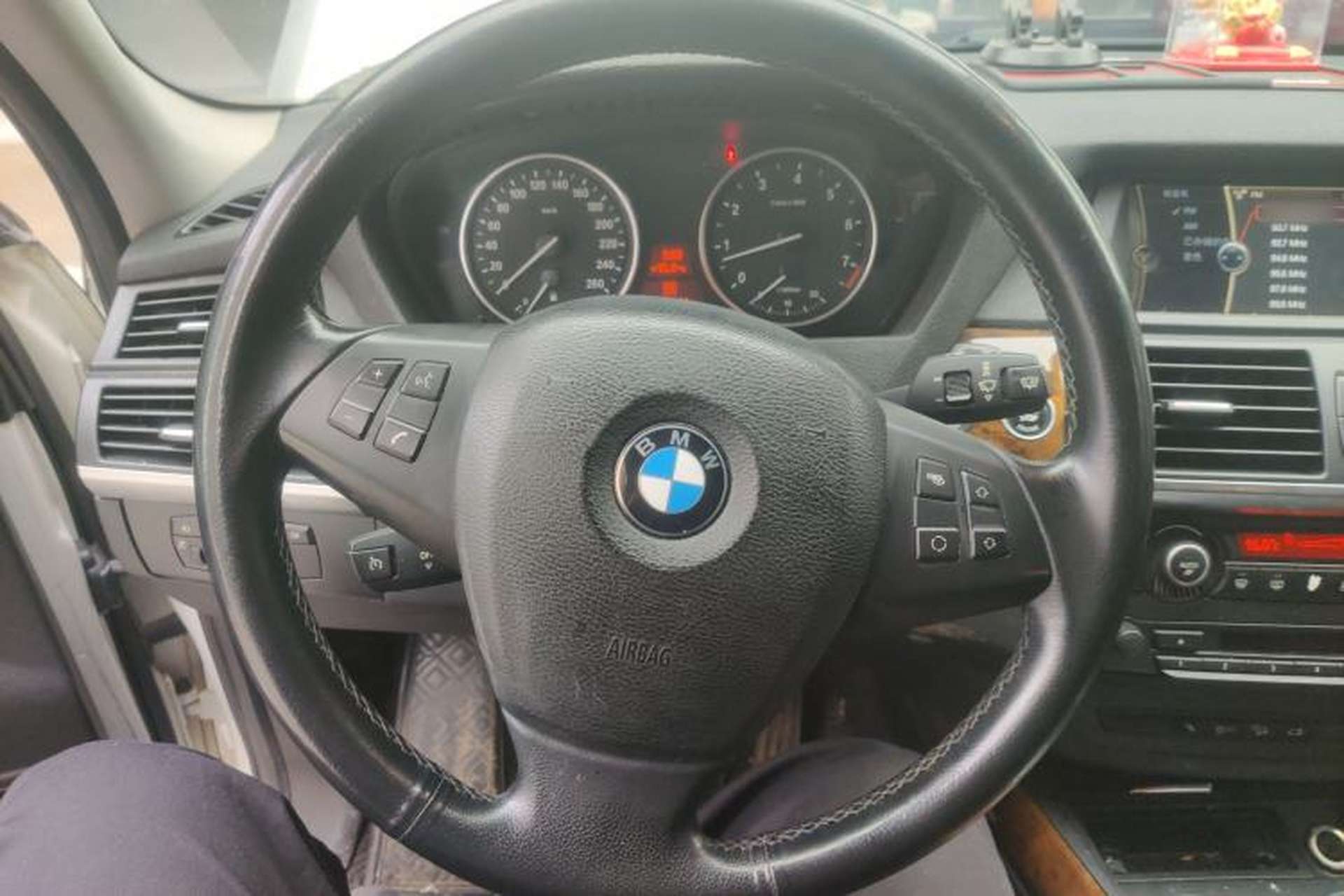 Used BMW X5 2013 xDrive35i Leading Model Steering Wheel