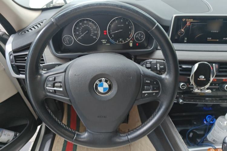 Used BMW X5  Steering Wheel
