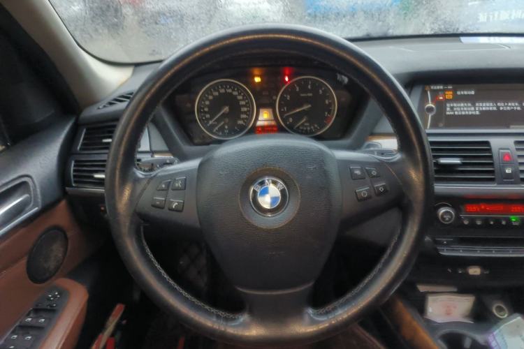 Used BMW X5 2013 xDrive35i Leading Model Steering Wheel