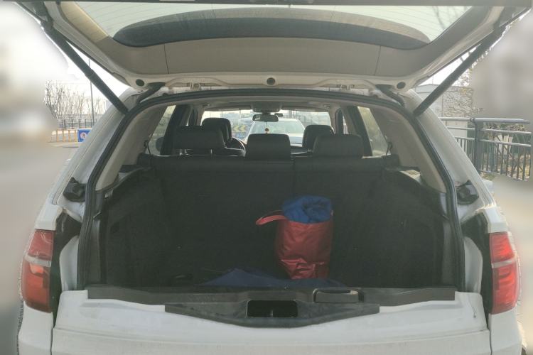 Used BMW X5 2013 xDrive35i U.S. specification Trunk