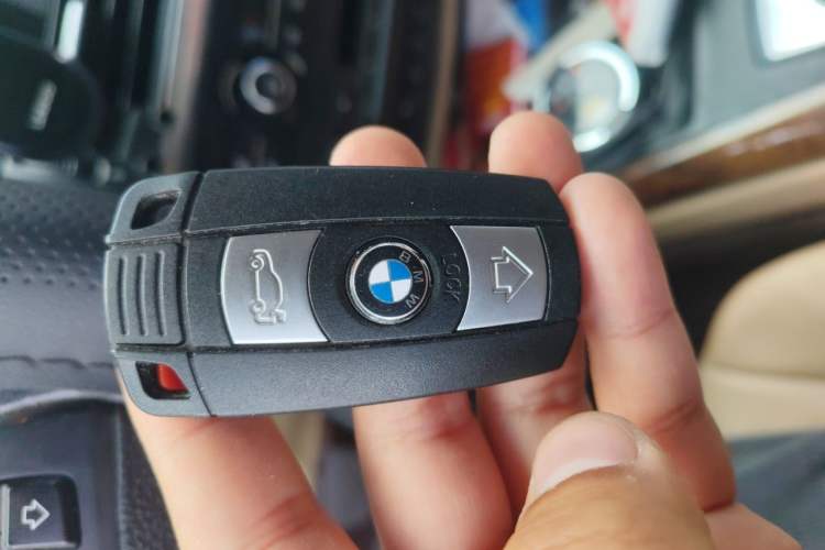 Used BMW X5 2013 xDrive35i Luxury Model Vehicle Key