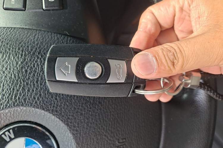 Used BMW X5 2013 xDrive35i Leading Model Vehicle Key