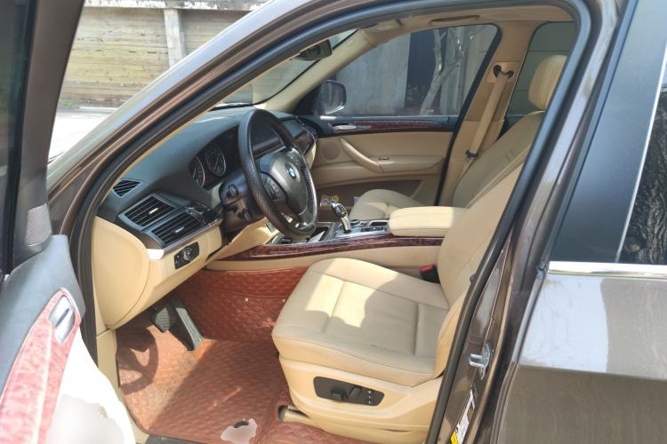 Used BMW X5 2013 xDrive35i Leading Model Left Front Seat