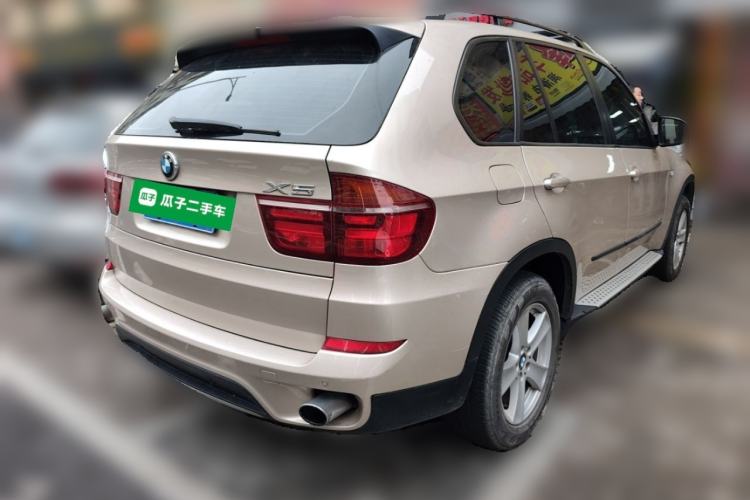 Used BMW X5 2013 xDrive35i Leading Model Rear Right 45 Deg