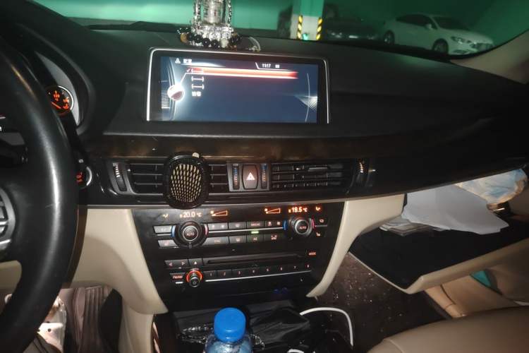 Used BMW X5 2014 xDrive35i Elegant Edition Audio And AC Panel