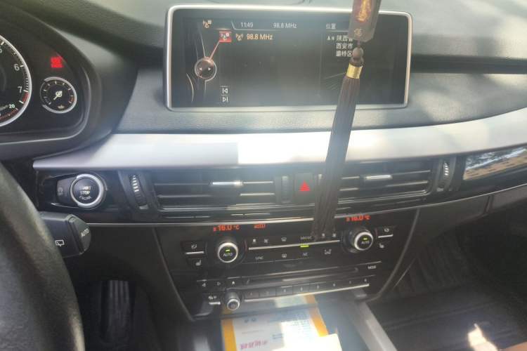 Used BMW X5 2014 xDrive35i Elegant Edition Audio And AC Panel