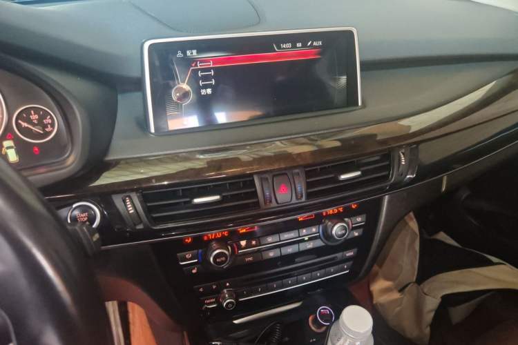 Used BMW X5 2014 xDrive35i Elegant Edition Audio And AC Panel