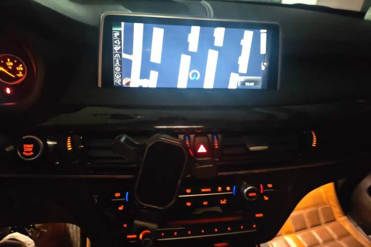 Used BMW X5 2014 xDrive35i Elegant Edition Audio And AC Panel
