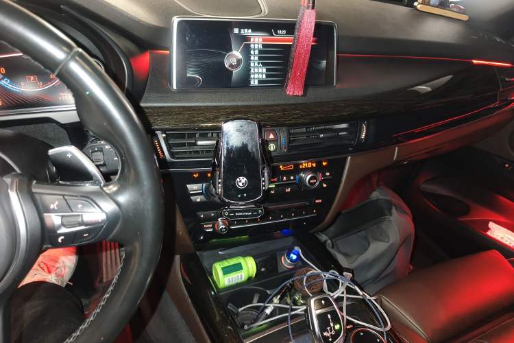 Used BMW X5 2014 xDrive35i Luxury Edition Audio And AC Panel