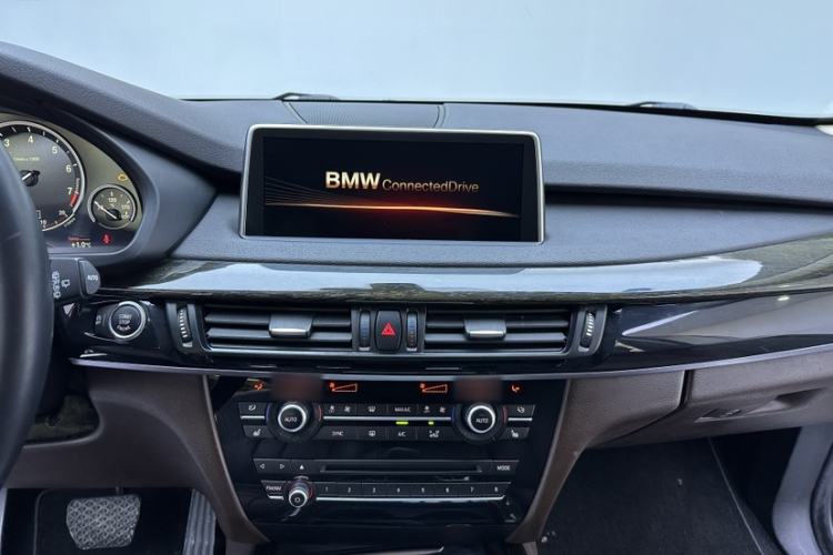 Used BMW X5 2014 xDrive35i Leading Model Audio And AC Panel