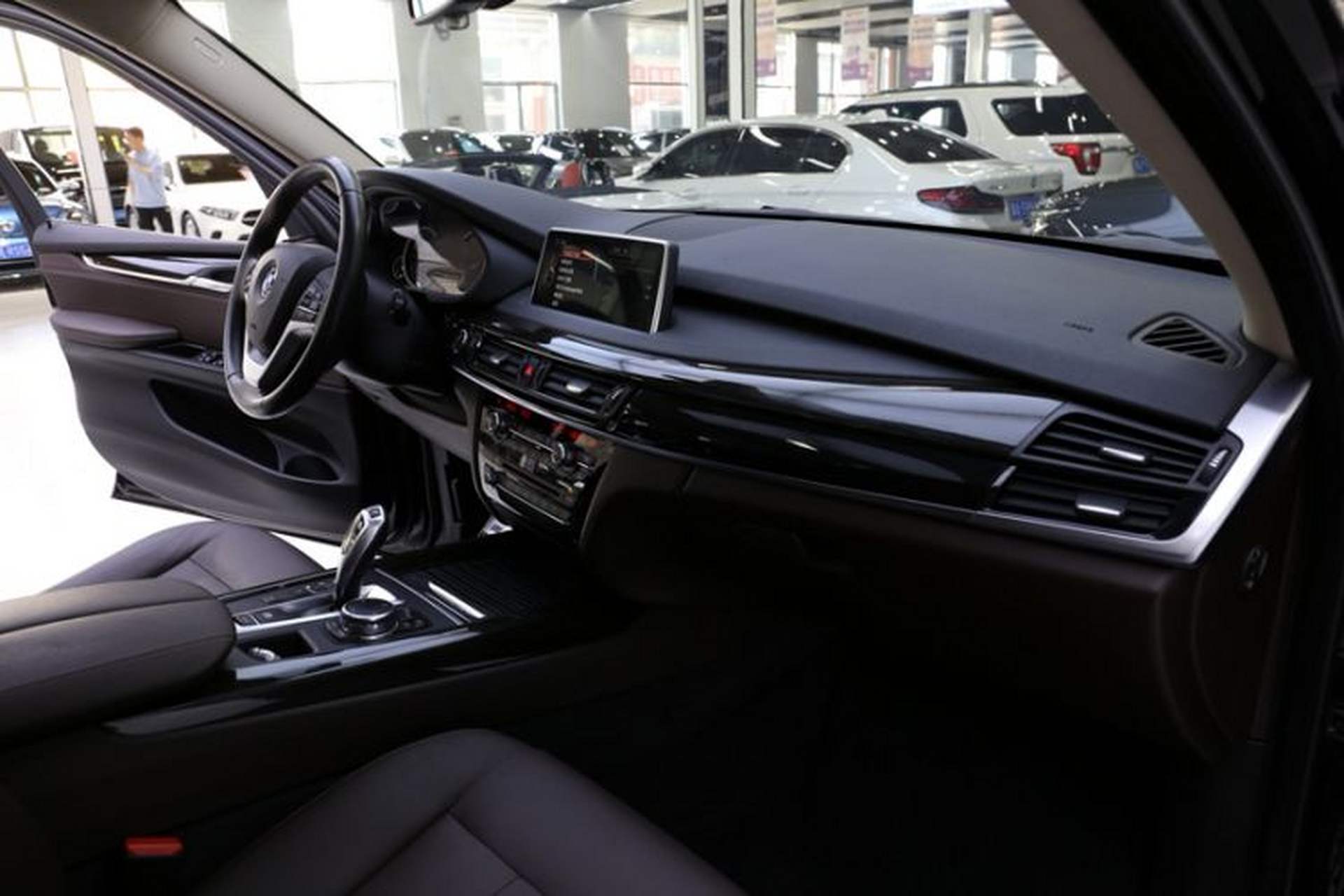 Used BMW X5 2014 xDrive35i Leading Model Audio And AC Panel