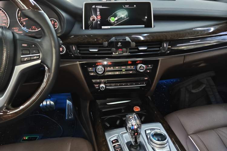 Used BMW X5 2014 xDrive35i Elegant Edition Audio And AC Panel