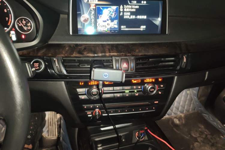 Used BMW X5 2014 xDrive35i Elegant Edition Audio And AC Panel