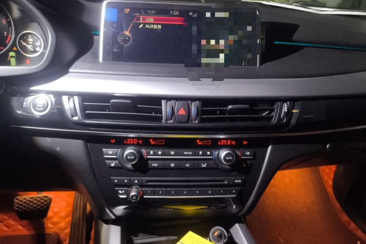 Used BMW X5 2014 xDrive35i 3.0T 5-seater Middle East version Audio And AC Panel