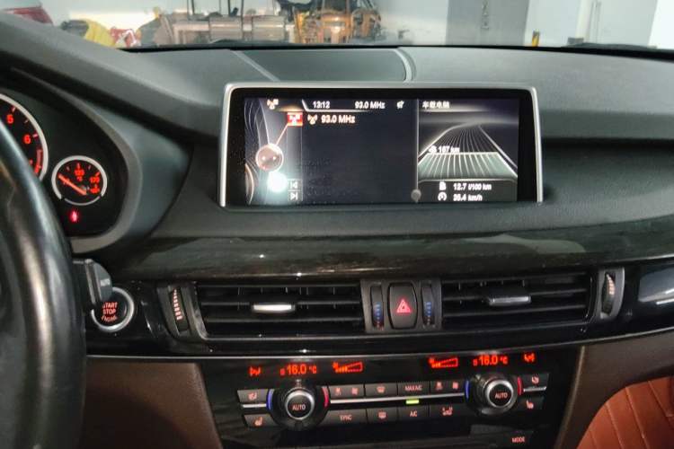Used BMW X5 2014 xDrive35i Leading Model Audio And AC Panel