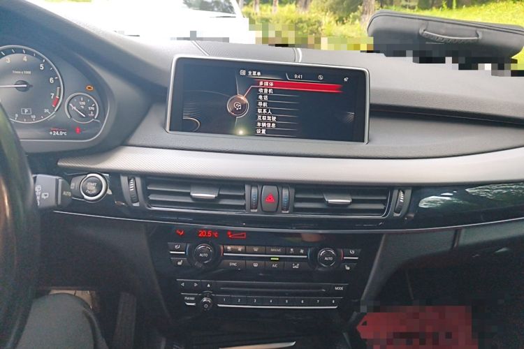 Used BMW X5  Audio And AC Panel