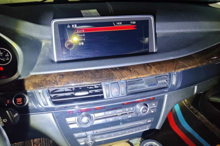 Used BMW X5 2014 xDrive35i Elegant Edition Audio And AC Panel
