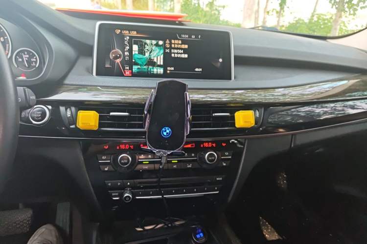 Used BMW X5 2014 xDrive35i Leading Model Audio And AC Panel