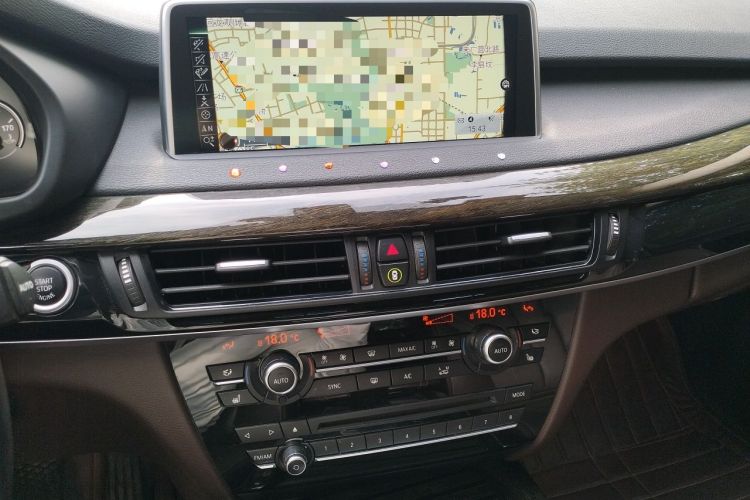 Used BMW X5 2014 xDrive35i Luxury Edition Audio And AC Panel
