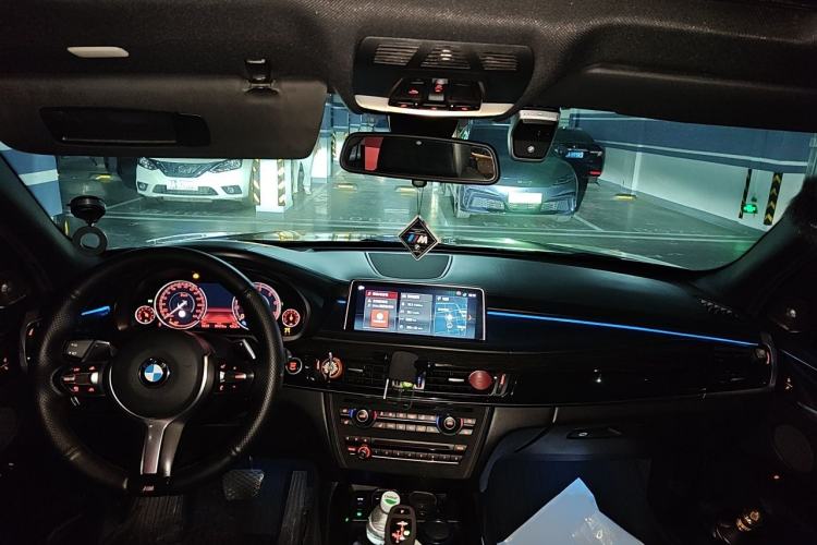 Used BMW X5 2014 xDrive50i M Sport Edition Center Console