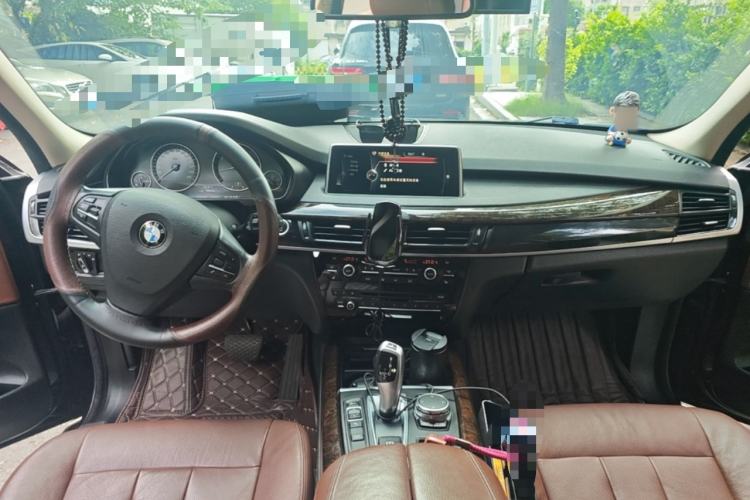 Used BMW X5 2014 xDrive35i Elegant Edition Center Console