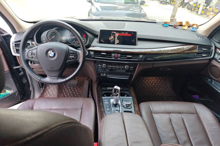 Used BMW X5 2014 xDrive35i Elegant Edition Center Console
