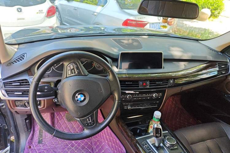 Used BMW X5 2014 xDrive35i Elegant Edition Center Console
