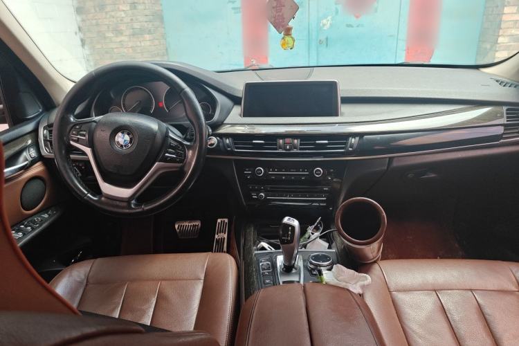 Used BMW X5 2014 xDrive35i Leading Model Center Console