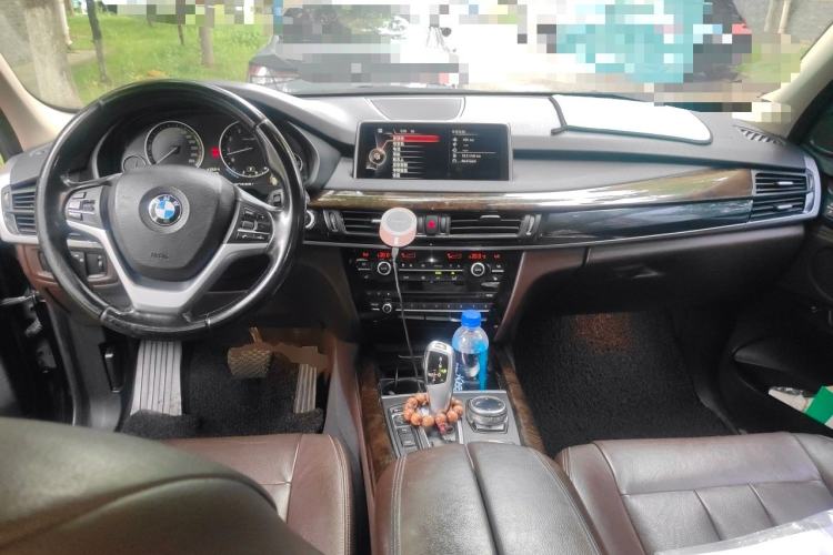 Used BMW X5  Center Console