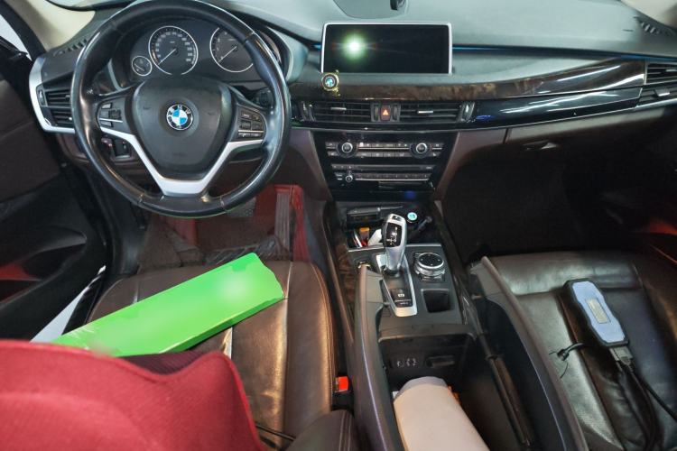 Used BMW X5 2014 xDrive35i Elegant Edition Center Console