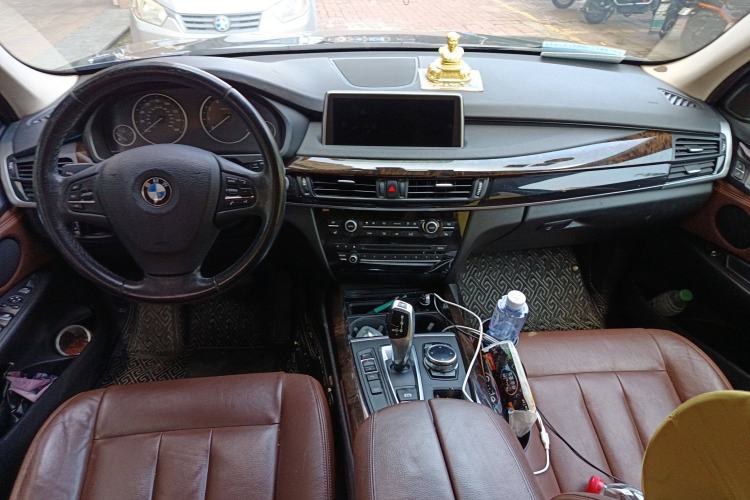 Used BMW X5 2014 xDrive35i M Sport U.S. specification Center Console