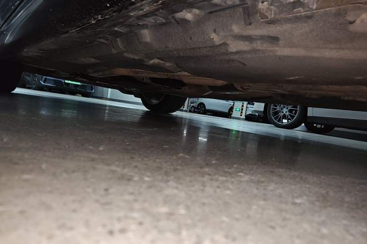 Used BMW X5 2014 xDrive50i M Sport Edition Chassis Rear Left