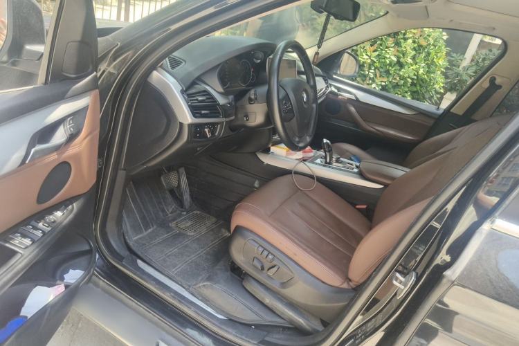 Used BMW X5 2014 xDrive35i Elegant Edition Driver Seat