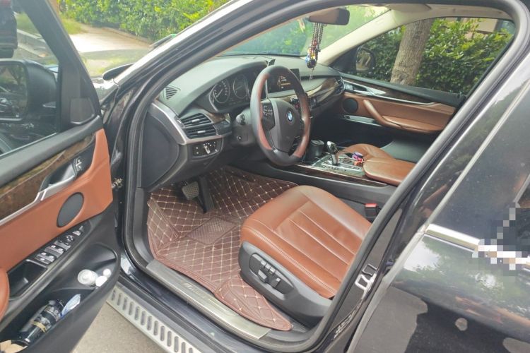 Used BMW X5 2014 xDrive35i Elegant Edition Driver Seat