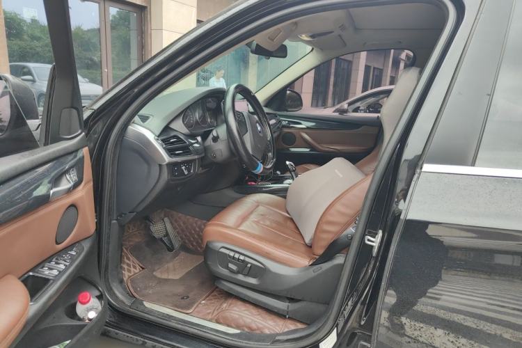 Used BMW X5 2014 xDrive30d Driver Seat