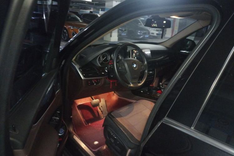 Used BMW X5 2014 xDrive35i Elegant Edition Driver Seat