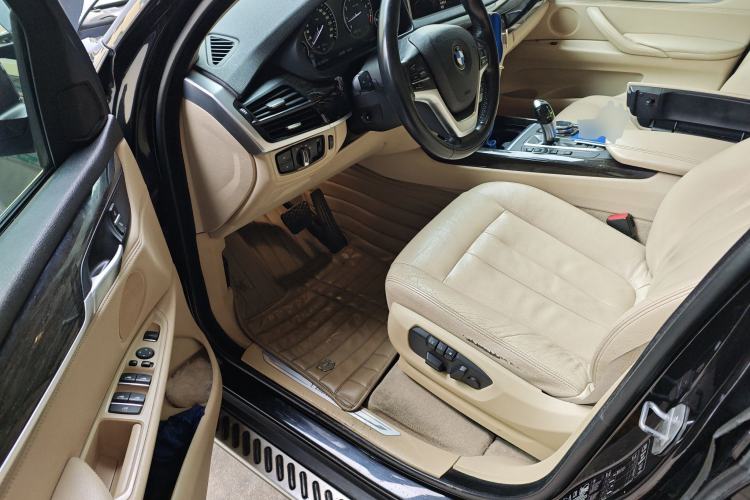 Used BMW X5 2014 xDrive35i Luxury Edition Driver Seat
