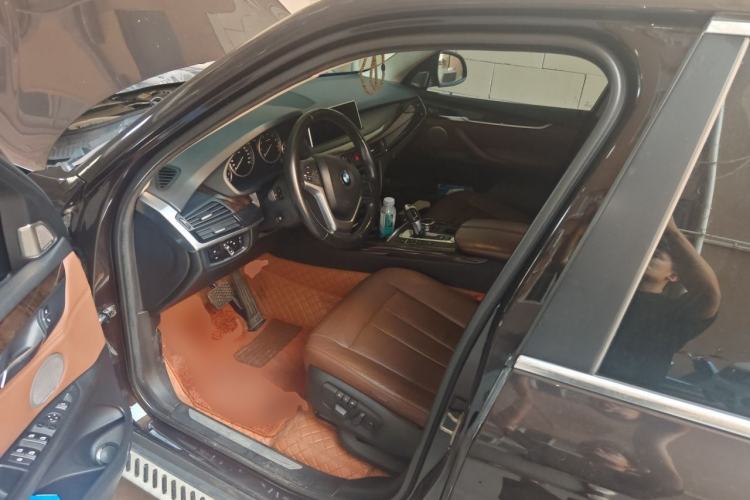 Used BMW X5 2014 xDrive35i Elegant Edition Driver Seat