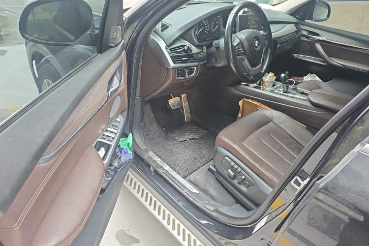 Used BMW X5 2014 xDrive35i Leading Model Driver Seat