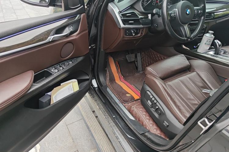 Used BMW X5 2014 xDrive35i Luxury Edition Driver Seat