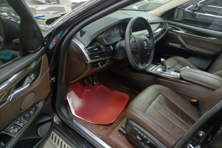 Used BMW X5 2014 xDrive35i Elegant Edition Driver Seat