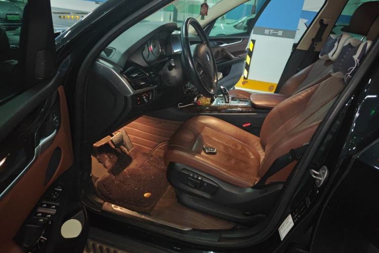 Used BMW X5 2014 xDrive35i Elegant Edition Driver Seat