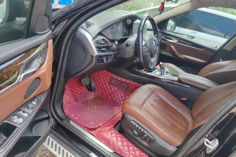 Used BMW X5 2014 xDrive35i Elegant Edition Driver Seat