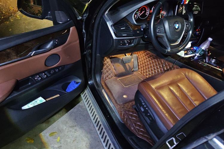 Used BMW X5 2014 xDrive35i Elegant Edition Driver Seat
