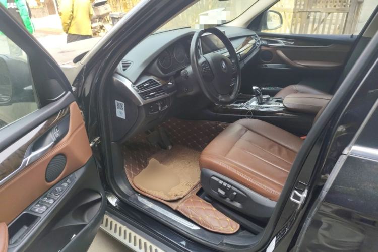 Used BMW X5 2014 xDrive35i Elegant Edition Driver Seat
