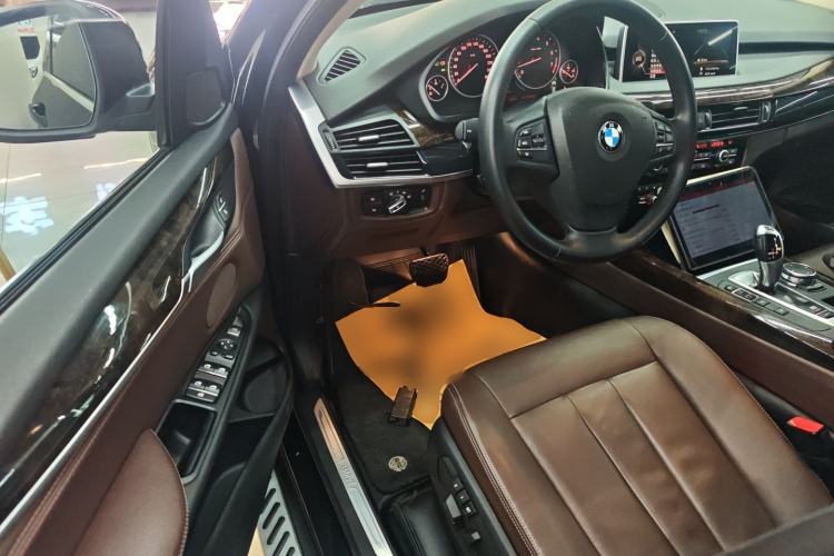 Used BMW X5 2014 xDrive35i Elegant Edition Driver Seat