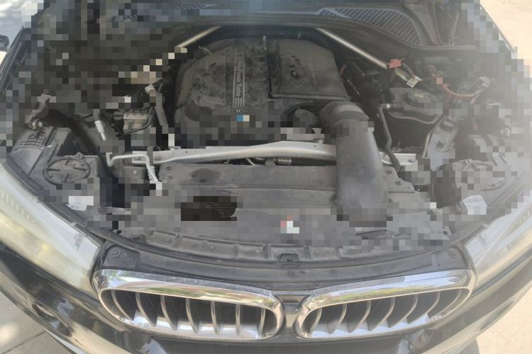 Used BMW X5 2014 xDrive35i Elegant Edition Engine Bay